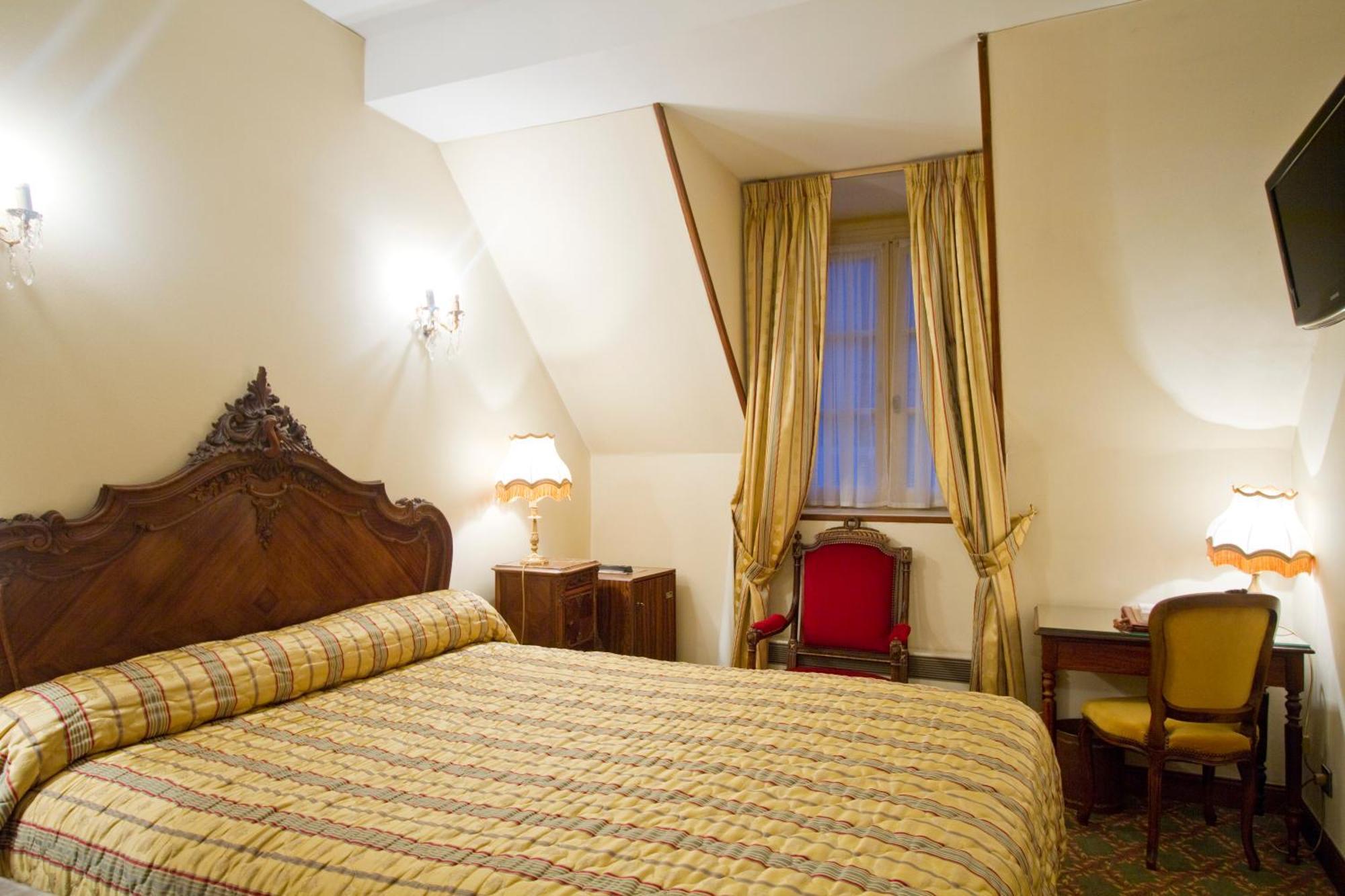 Hotel Le Cep Бон Екстериор снимка